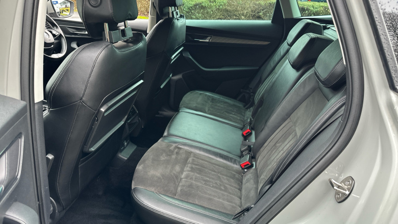 Skoda Karoq 1.5 TSI SE L 5dr Petrol Estate